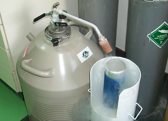 液氮罐补液