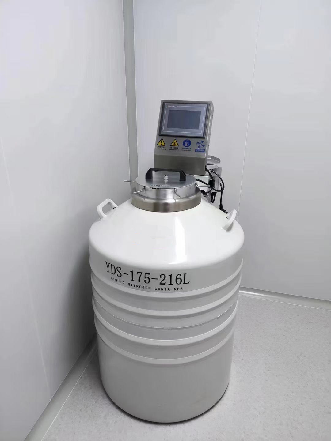 带监控仪的液氮罐